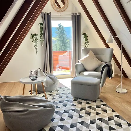 2 Im Haus Mit Sauna & Bergblick, 2 Kuechen, 2 Baeder Hébergement de vacances Siegsdorf