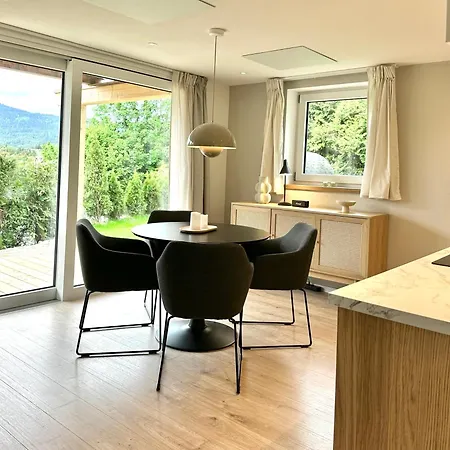 2 Im Haus Mit Sauna & Bergblick, 2 Kuechen, 2 Baeder *