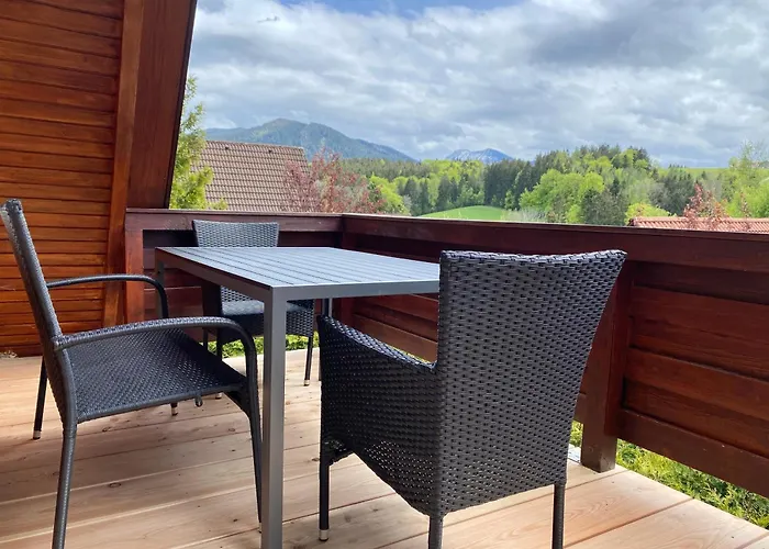 Prázdninový dům 2 Im Haus Mit Sauna & Bergblick, 2 Kuechen, 2 Baeder *