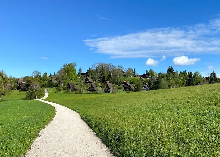 Prázdninový dům 2 Im Haus Mit Sauna & Bergblick, 2 Kuechen, 2 Baeder Siegsdorf